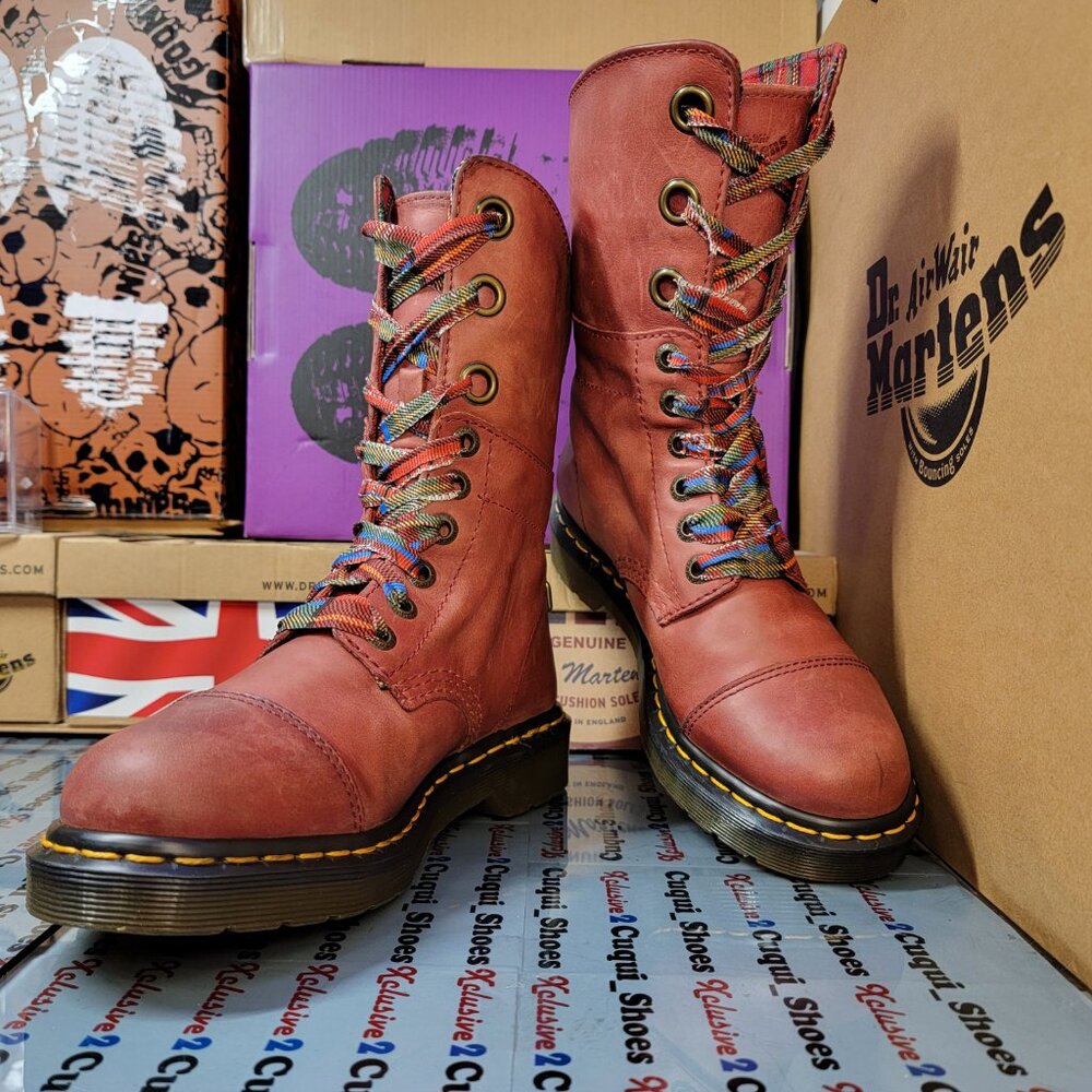 Sold❤️Dr. Martens / Aimilie / Aimilita Family